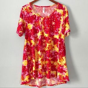 NWOT LuLaRoe Floral Simply Comfortable Classic Tee